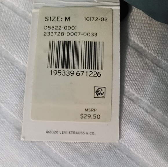 Levi's Cap with drawstring closure. - Picture 2 of 4